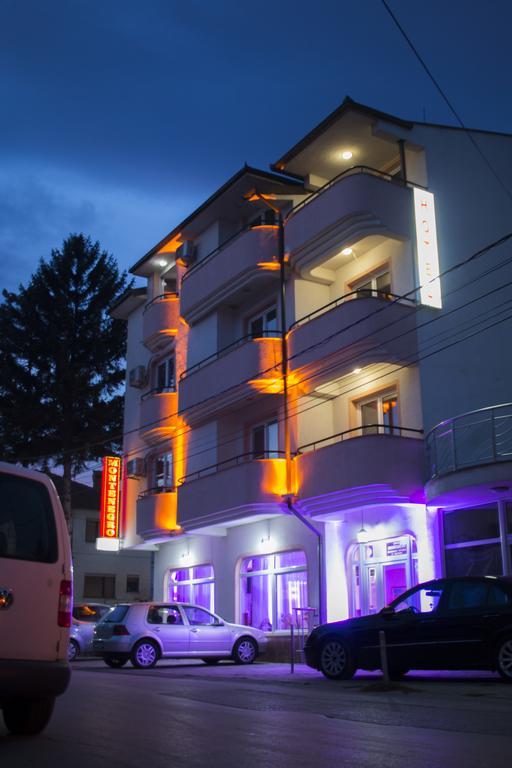 Hotel Montenegro Струга Экстерьер фото
