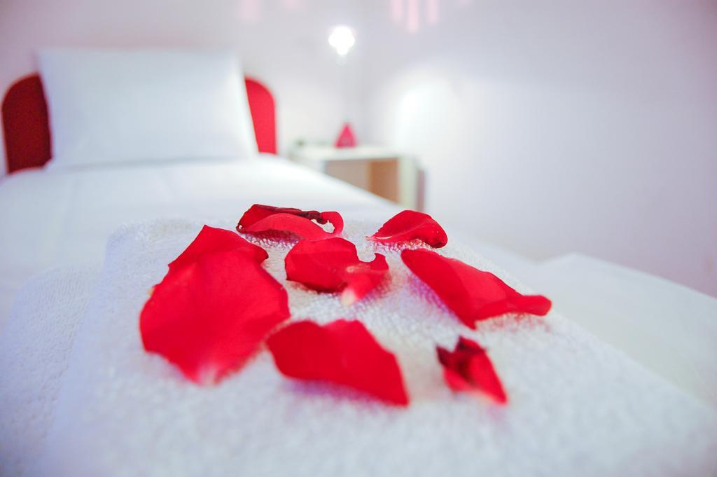 Hotel Montenegro Струга Экстерьер фото