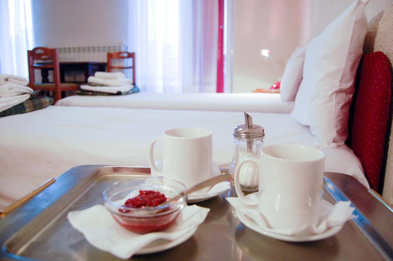 Hotel Montenegro Струга Экстерьер фото